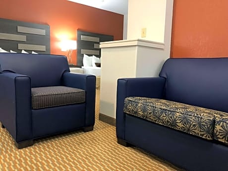 Suite-2 Queen Beds, Non-Smoking, Sofabed, 2 Flat Screen Tvs