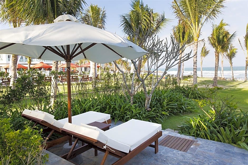 Cam Ranh Riviera Beach Resort and Spa