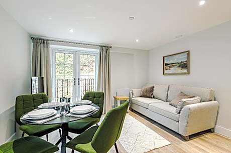 Rock Mill - Deluxe Duplex Apartment with Balcony