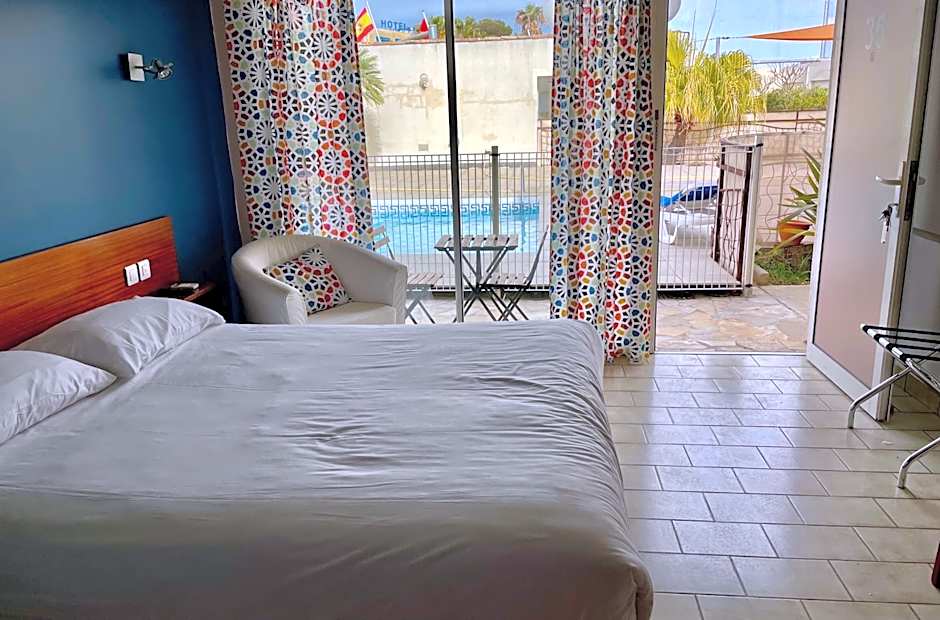 Amerique Hotel Palavas Montpellier Sud -LOGIS-