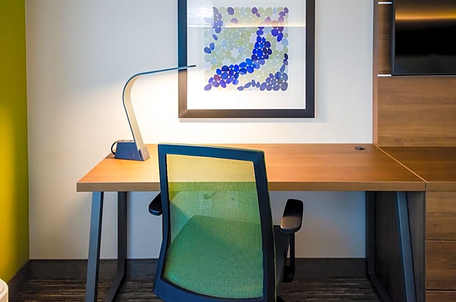 Holiday Inn Express And Suites Taylor By IHG