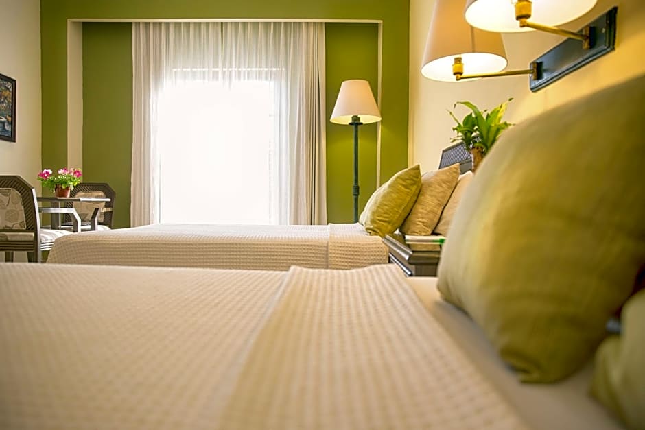 Hotel Los Itzaes
