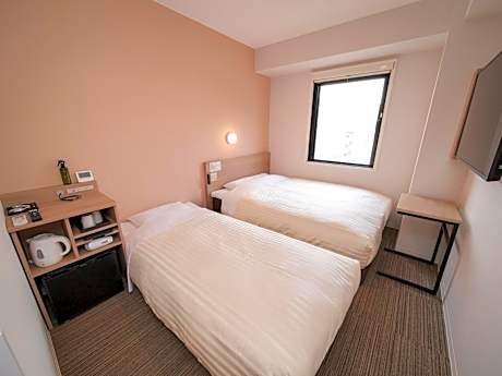 Connecting Room - Non-Smoking