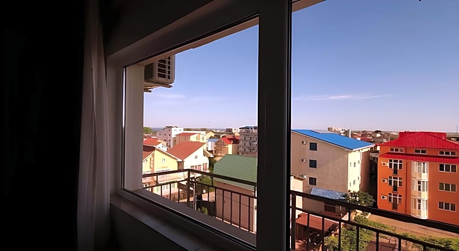 Hotel Blue Sky Resort