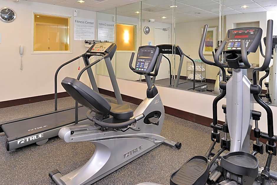 Holiday Inn Express Fresno River Park Highway 41 By IHG