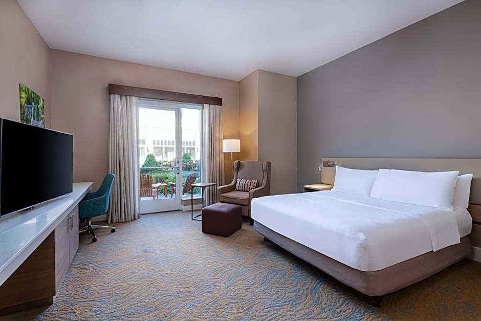 Hilton Garden Inn St. Charles