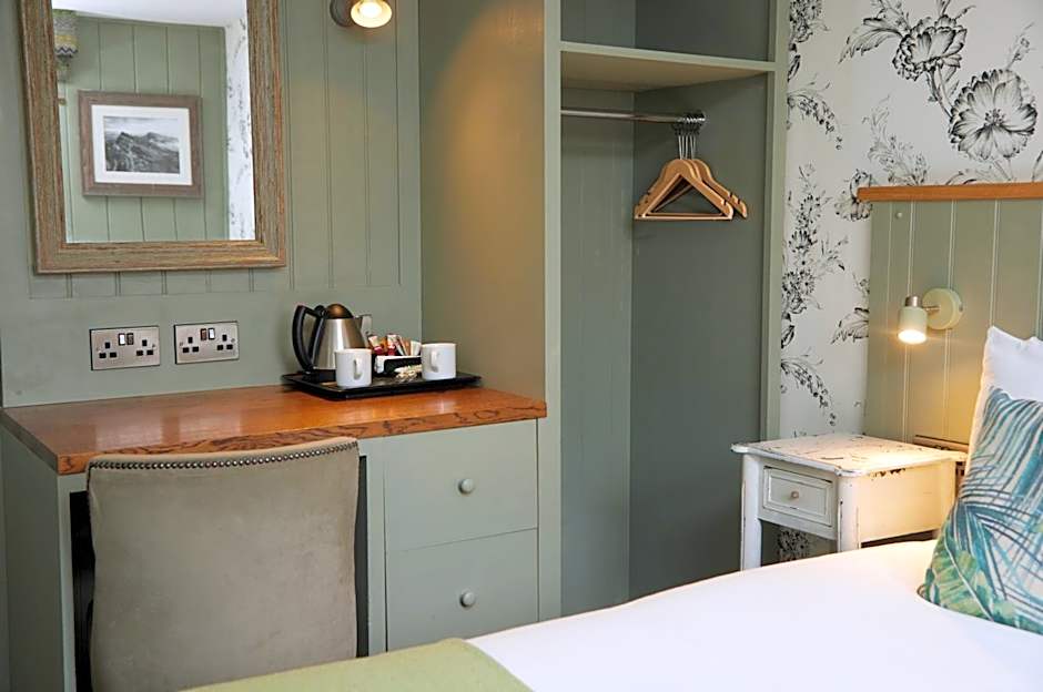 Castle Inn by Greene King Inns