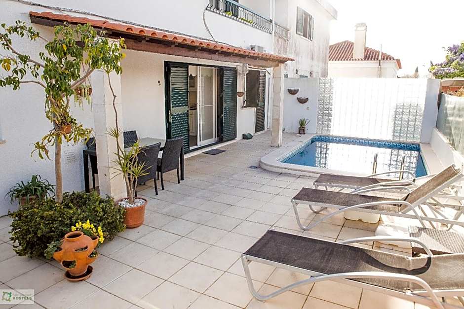 Help Yourself Hostels - Carcavelos Coast