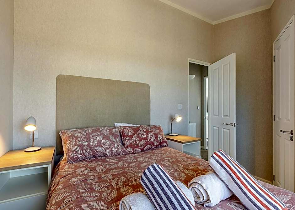 Larkrise Farm Lodges