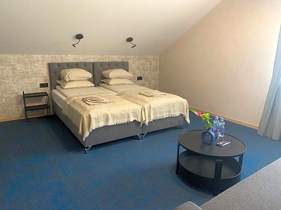 Naktsmītne - Fišers