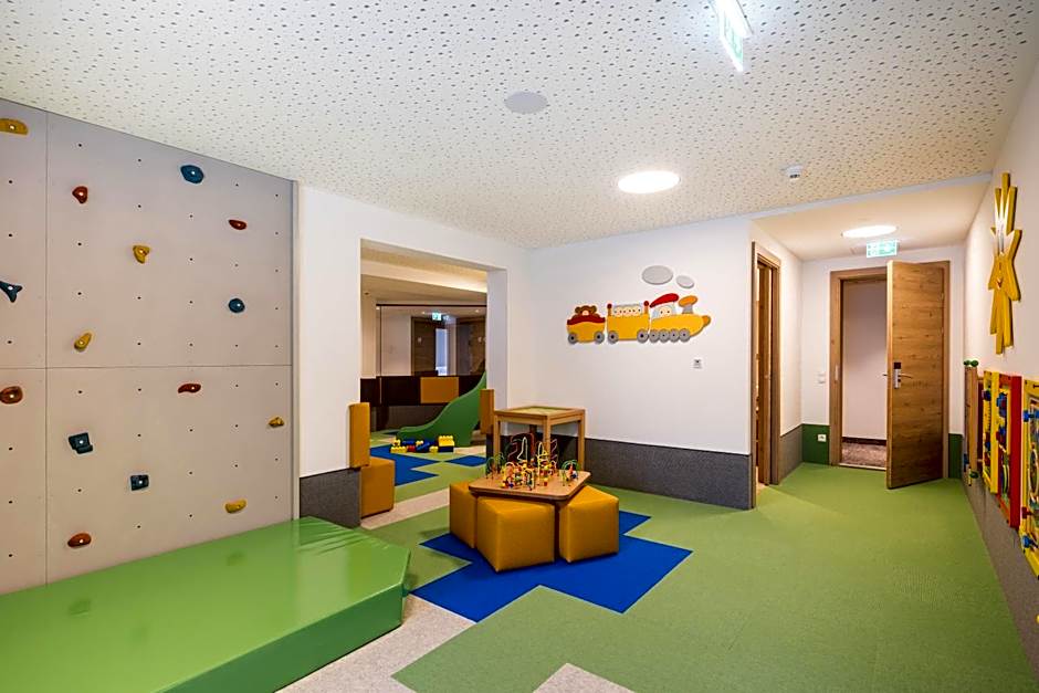 FIRSTpeak Zauchensee