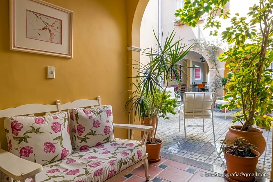 Delvino Boutique Hotel