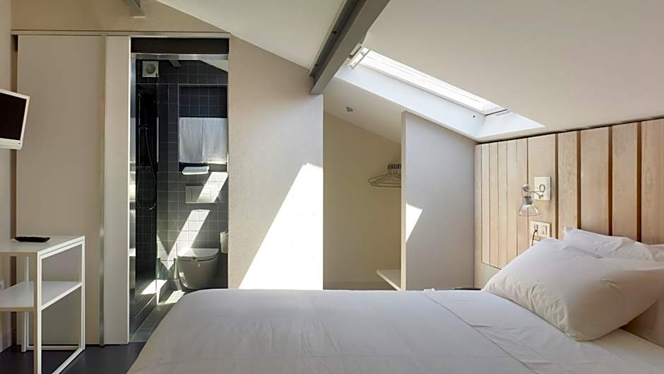 Moure Hotel