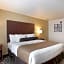 Cobblestone Inn & Suites - Menomonie/UW-Stout