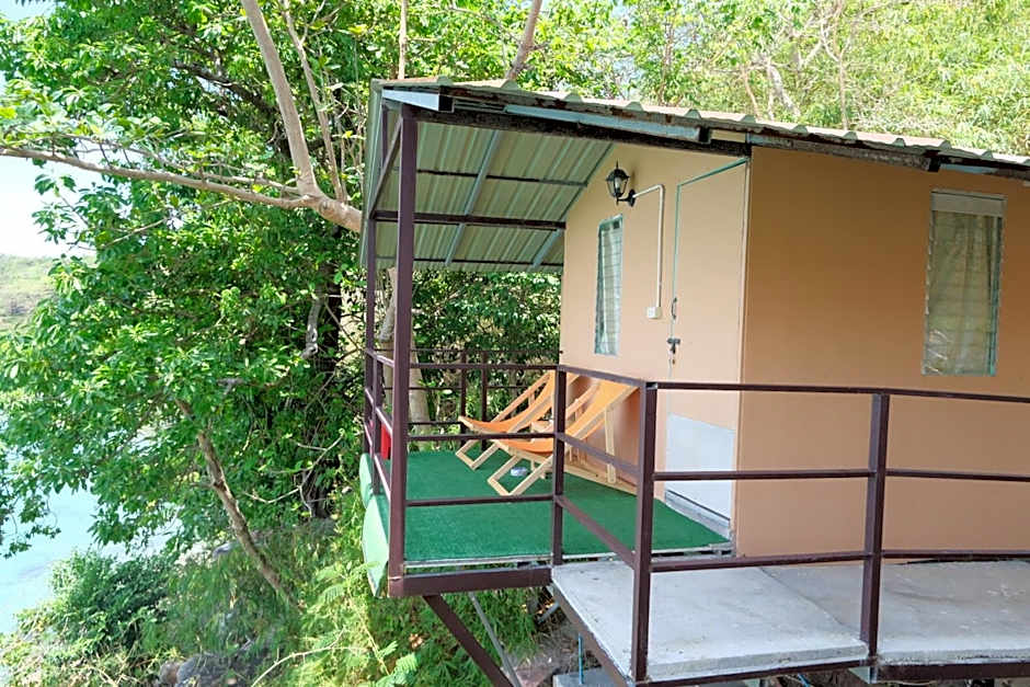 Phi Phi Seaside Bungalow