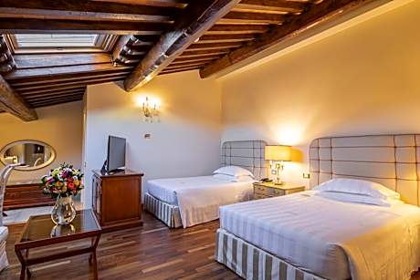 Luxury Twin Room