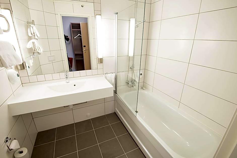 Dolmsundet Hotell Hitra