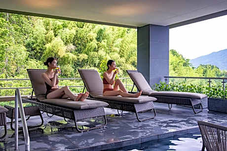 Urari Takeo Garden Terrace Spa Resorts