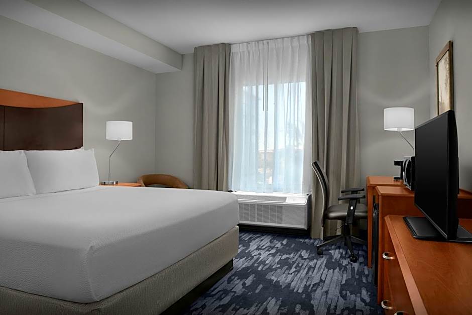 Fairfield Inn & Suites by Marriott Phoenix Chandler/Fashion Center