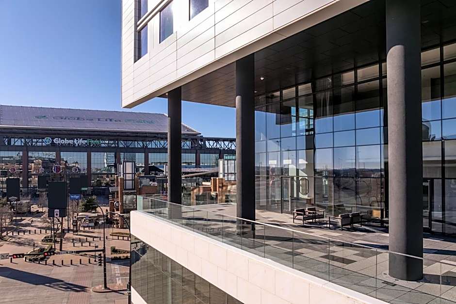 Loews Arlington Hotel