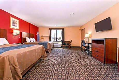 Queen Room with Two Queen Beds - Smoking