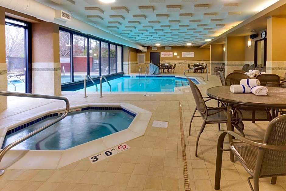 Drury Inn & Suites Birmingham Grandview