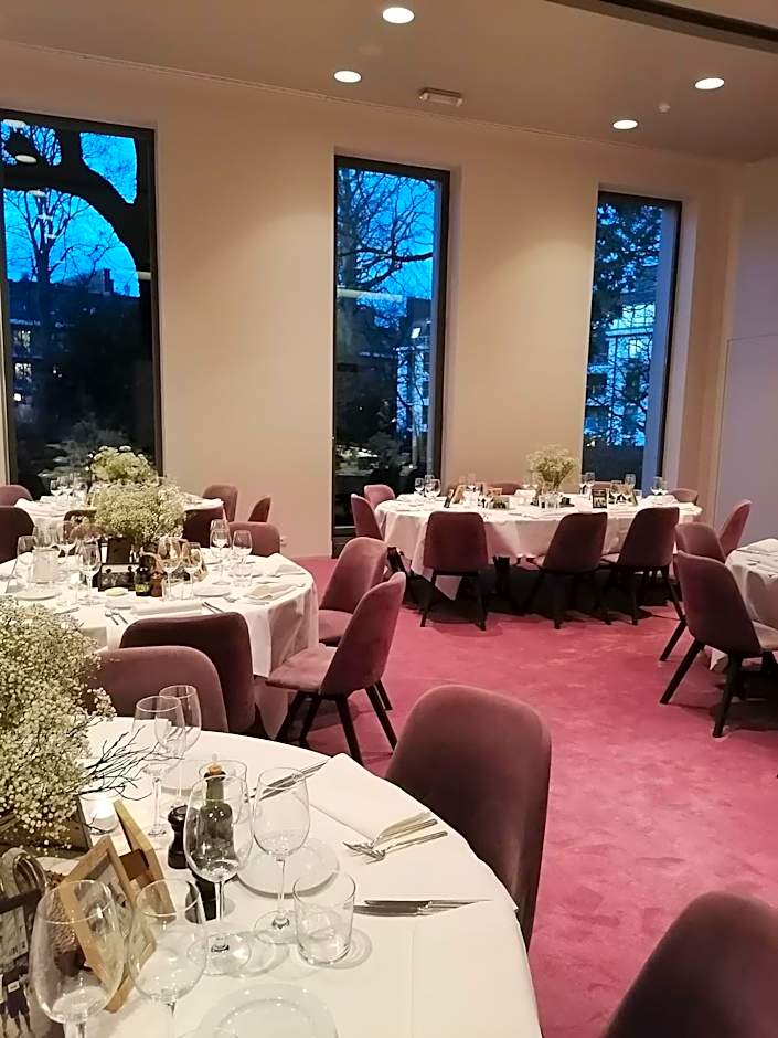 Hotel Messeyne
