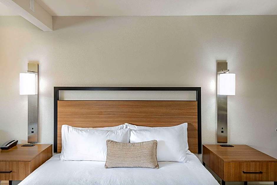 Wyndham Garden San Diego Near Seaworld
