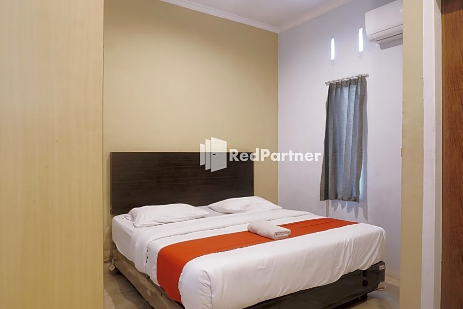 Tassa Homestay Syariah Mitra RedDoorz