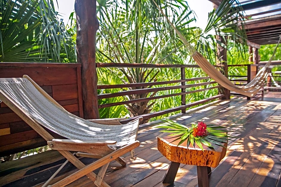 Hotel Buenavista Bacalar Jungle Experience