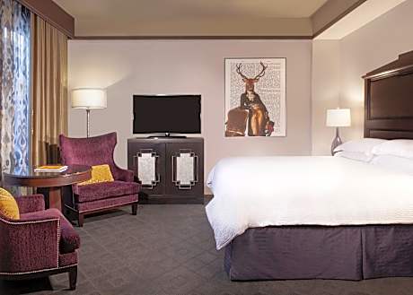 King Jacuzzi Room
