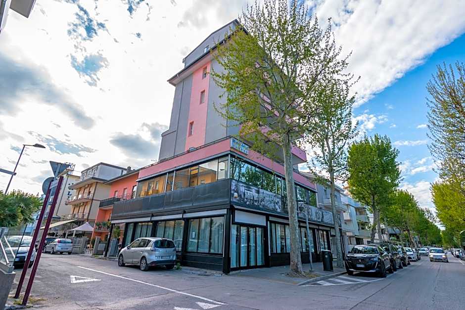 HOTEL JOHN