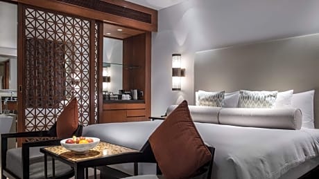 1 King Bed Terrace Room