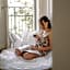 Villa Albi - Machne Yehuda Hotel