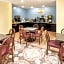 Days Inn & Suites by Wyndham Harvey / Chicago Southland