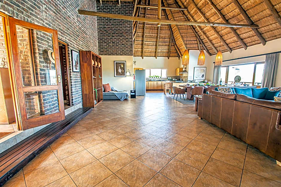 Dinkweng Safari Lodge