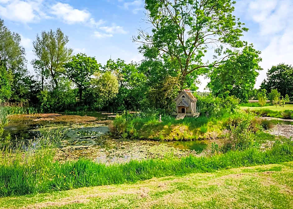 Flaxton Meadows Luxury Lodges
