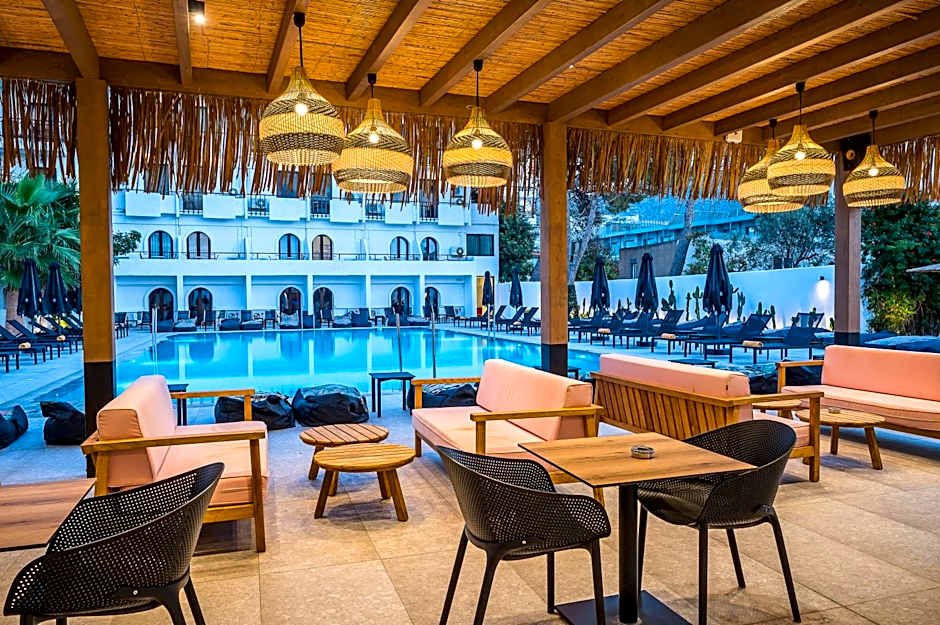Heronissos Hotel