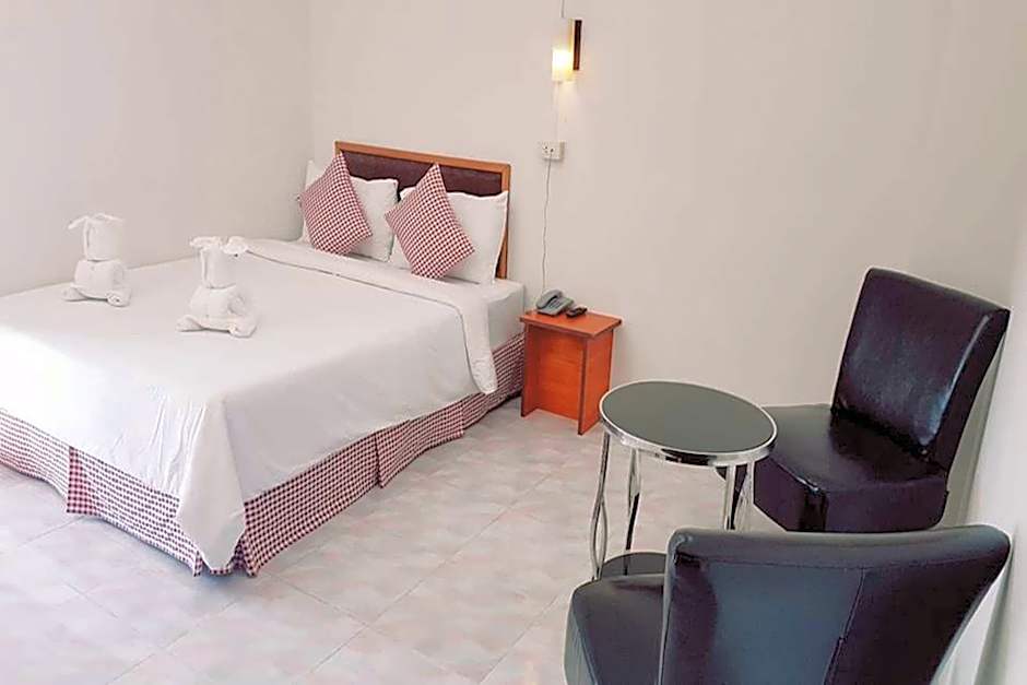Hotel De Ratt Phuket