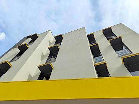 Sunrise Hotel