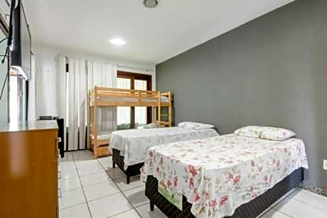 Economy Triple Room with Shared Bathroom