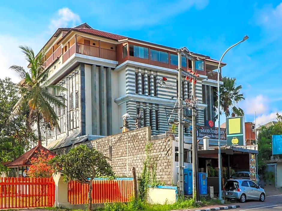 Capital O 2114 Grand Jimbaran Boutique Hotel