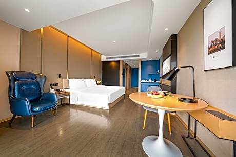 Superior Double Room with Lake View