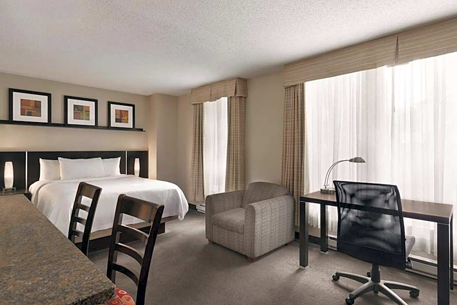 Embassy Suites by Hilton Montreal