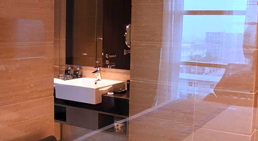 Best Western Plus Maple Leaf