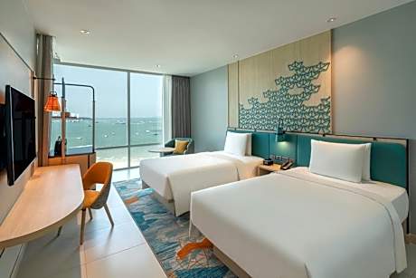 Premium Twin Room with Beach View