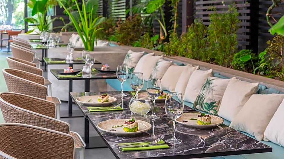 Pullman Santiago El Bosque