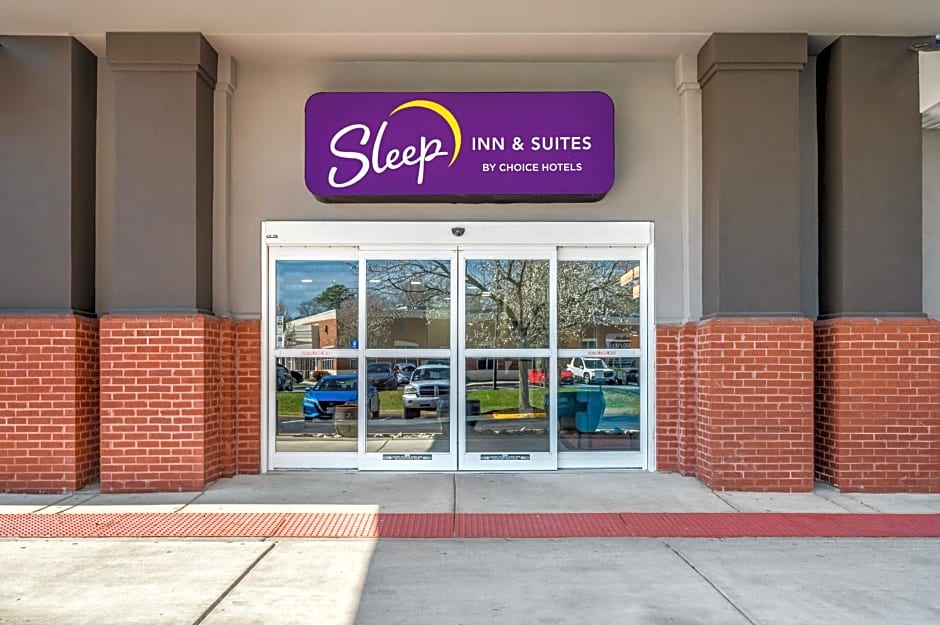 Sleep Inn & Suites