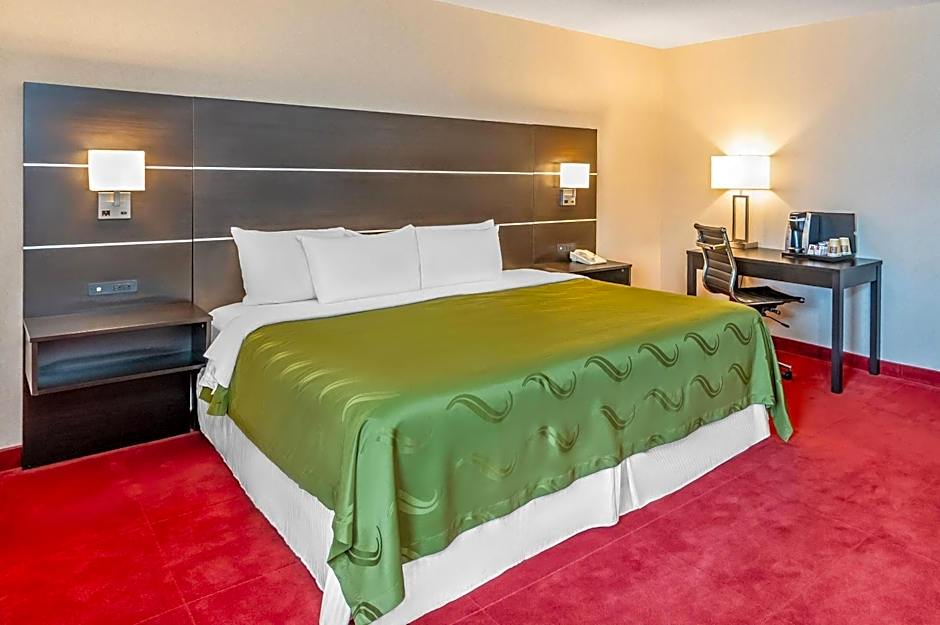 Rodeway Inn Festival	