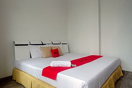 RedDoorz Syariah near Gerbang Dieng 2